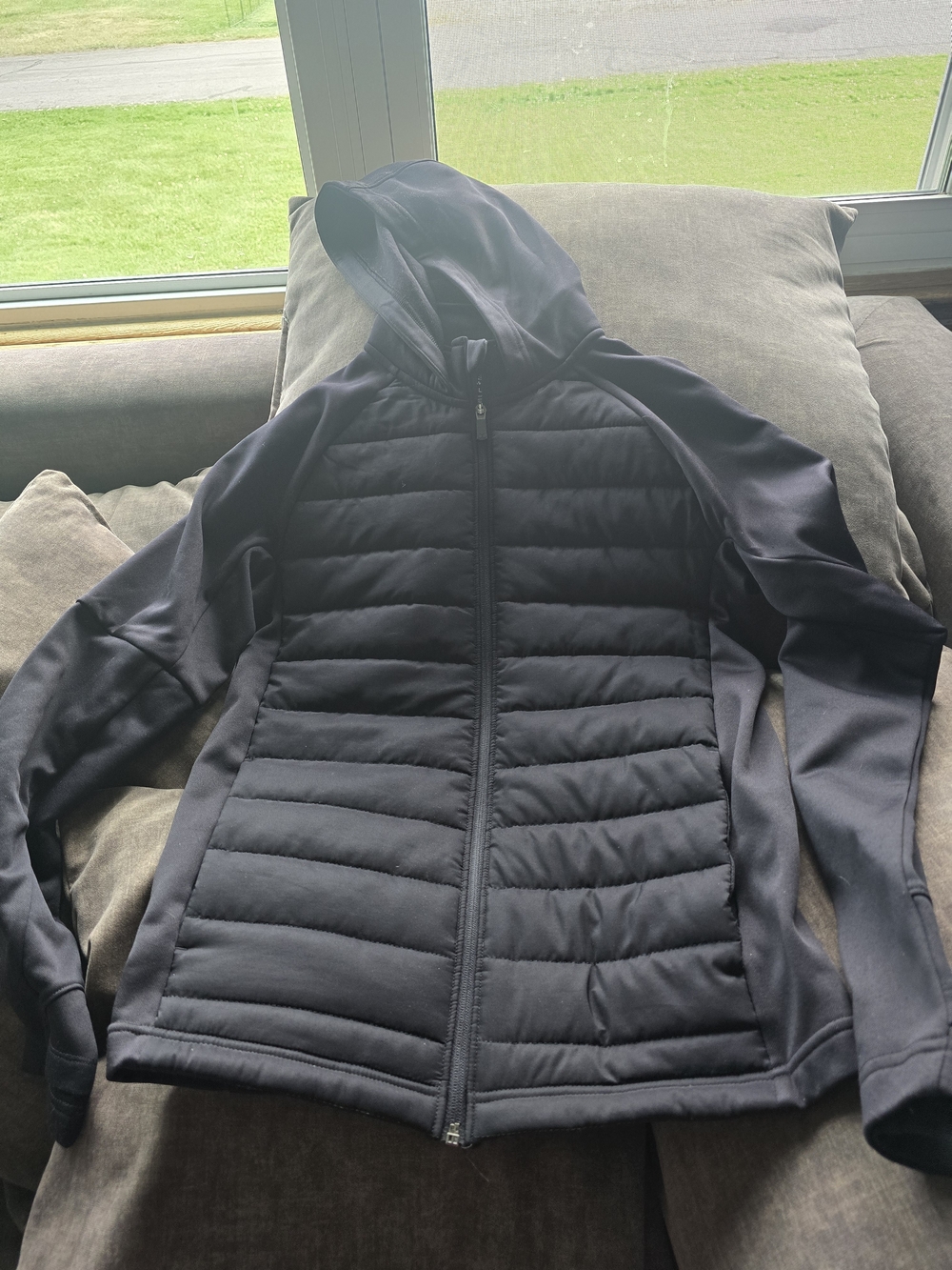 3/$15 tek gear Boys Quilted Hooded Puffer Jacket